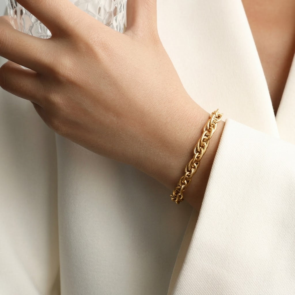 Xenia Chain Bracelet