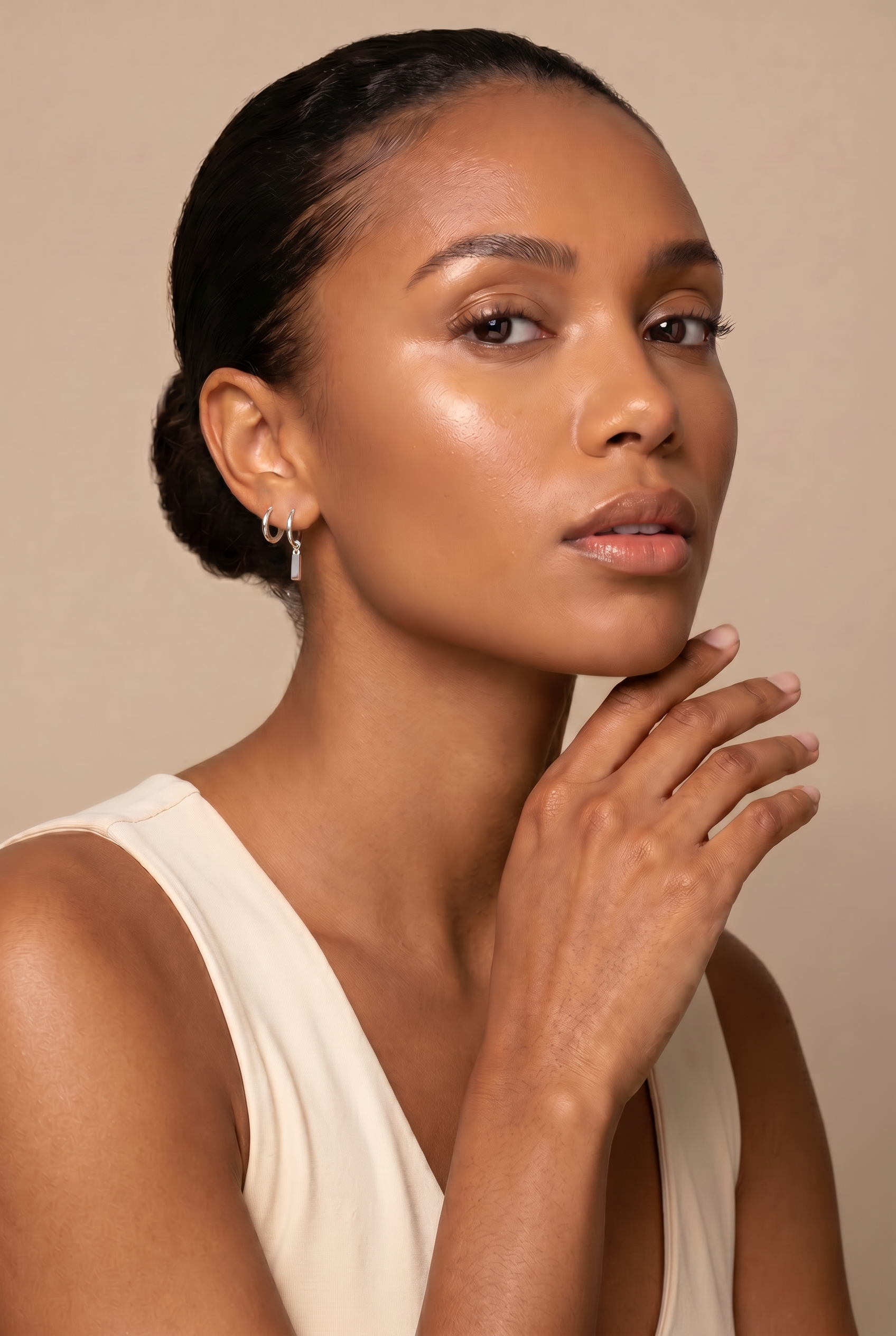 Tanya Hoop Bar Earrings
