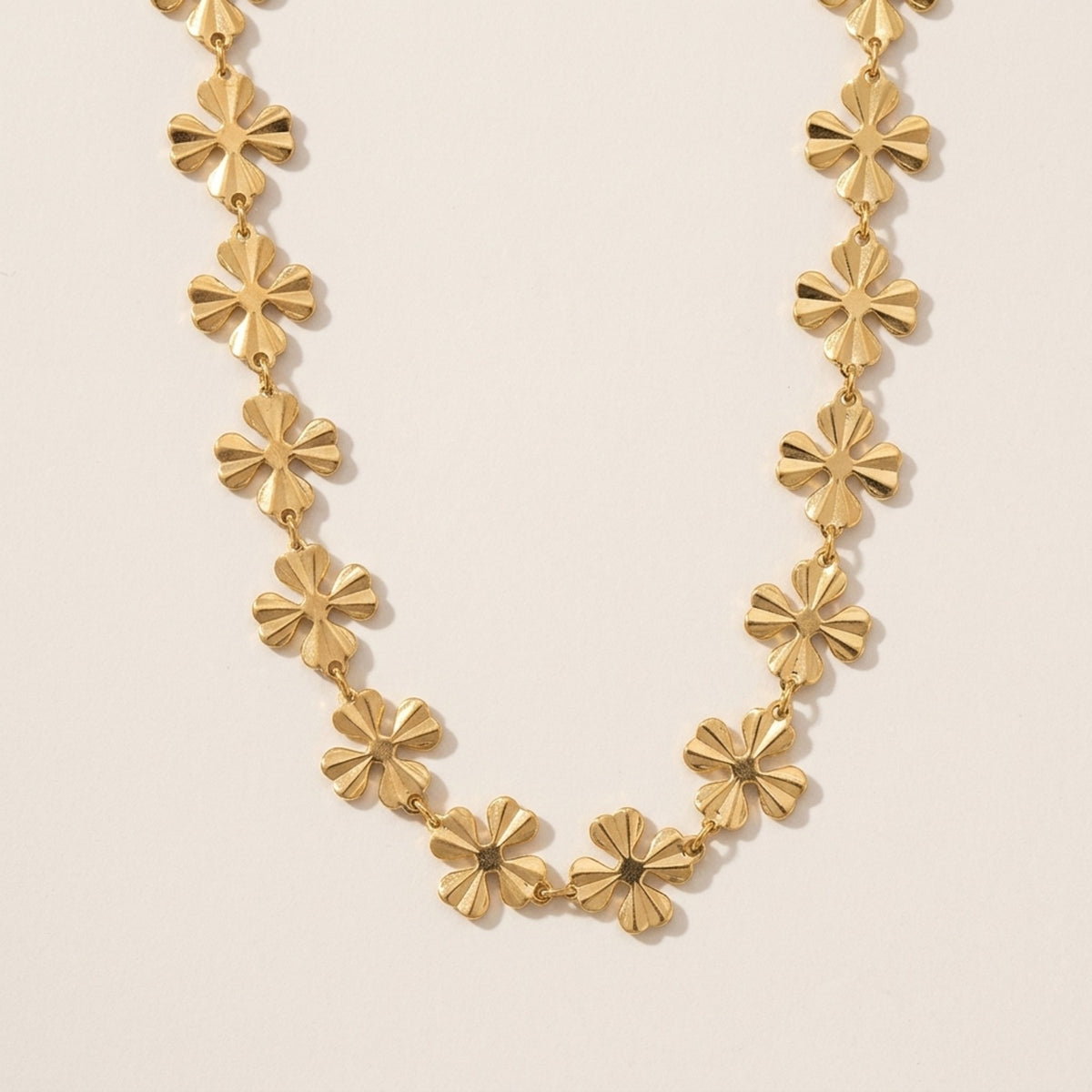 Oaxaca Four Leaf Clover Flower Chain Necklace