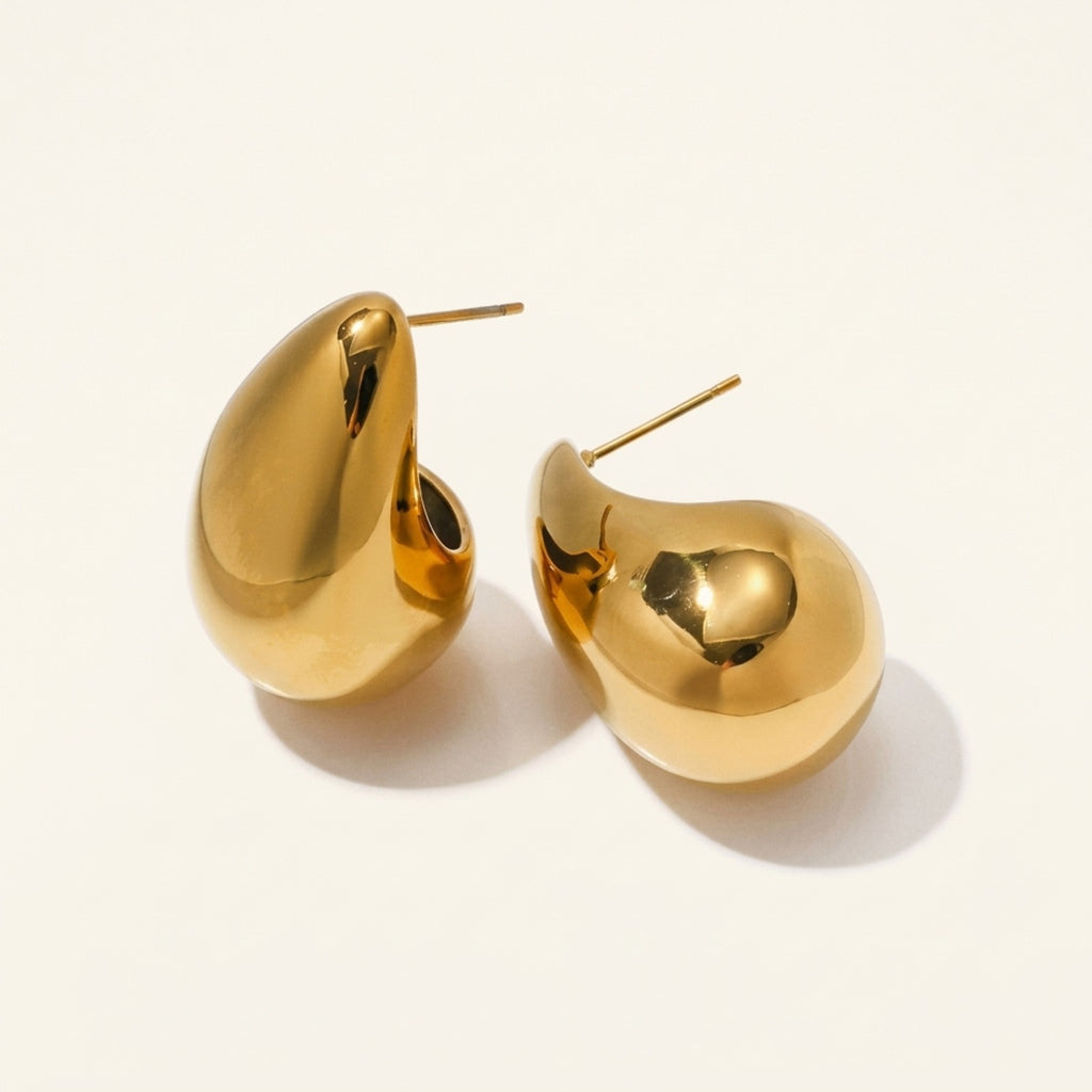Avelina Golden Teardrop Earrings