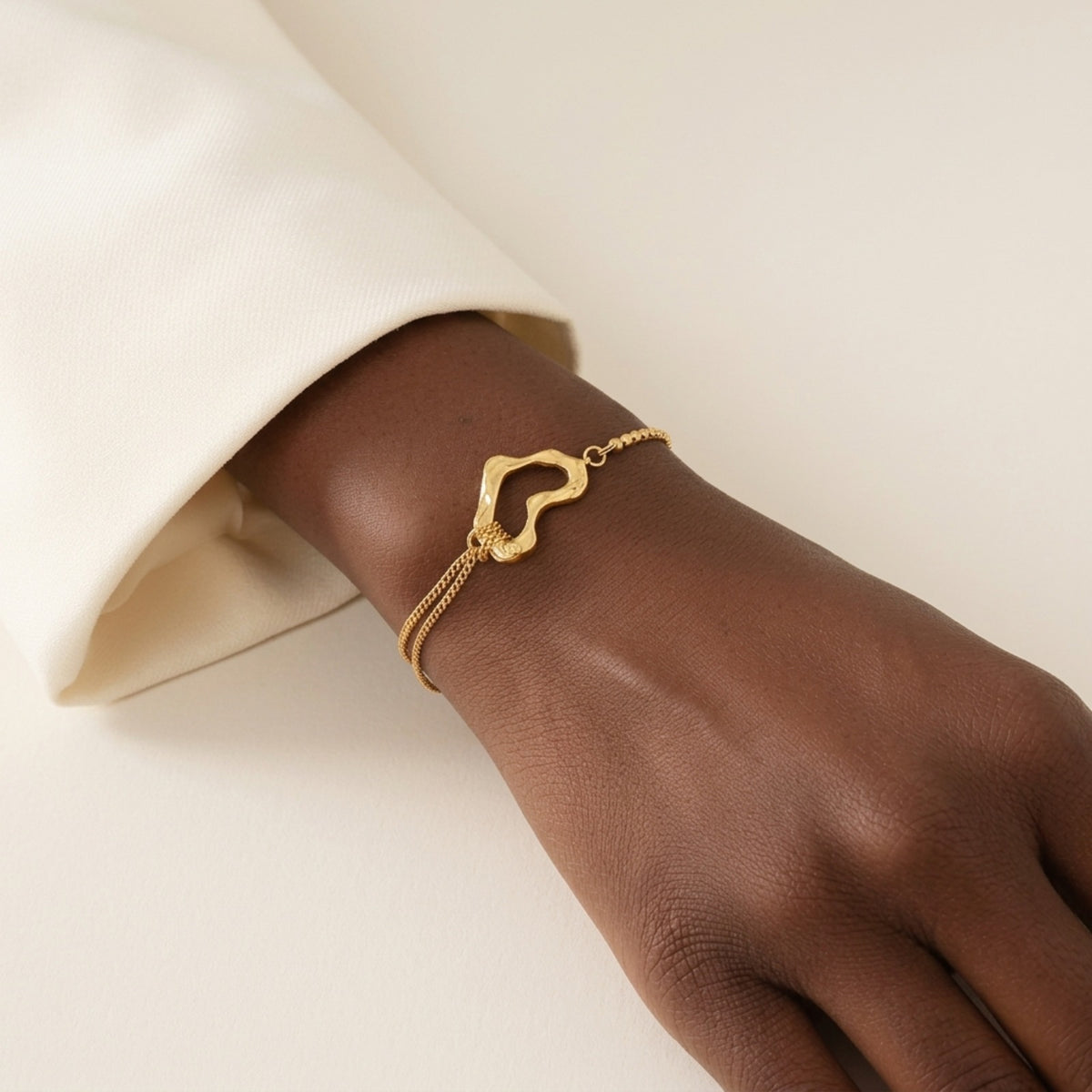 Isadora Heart Bracelet