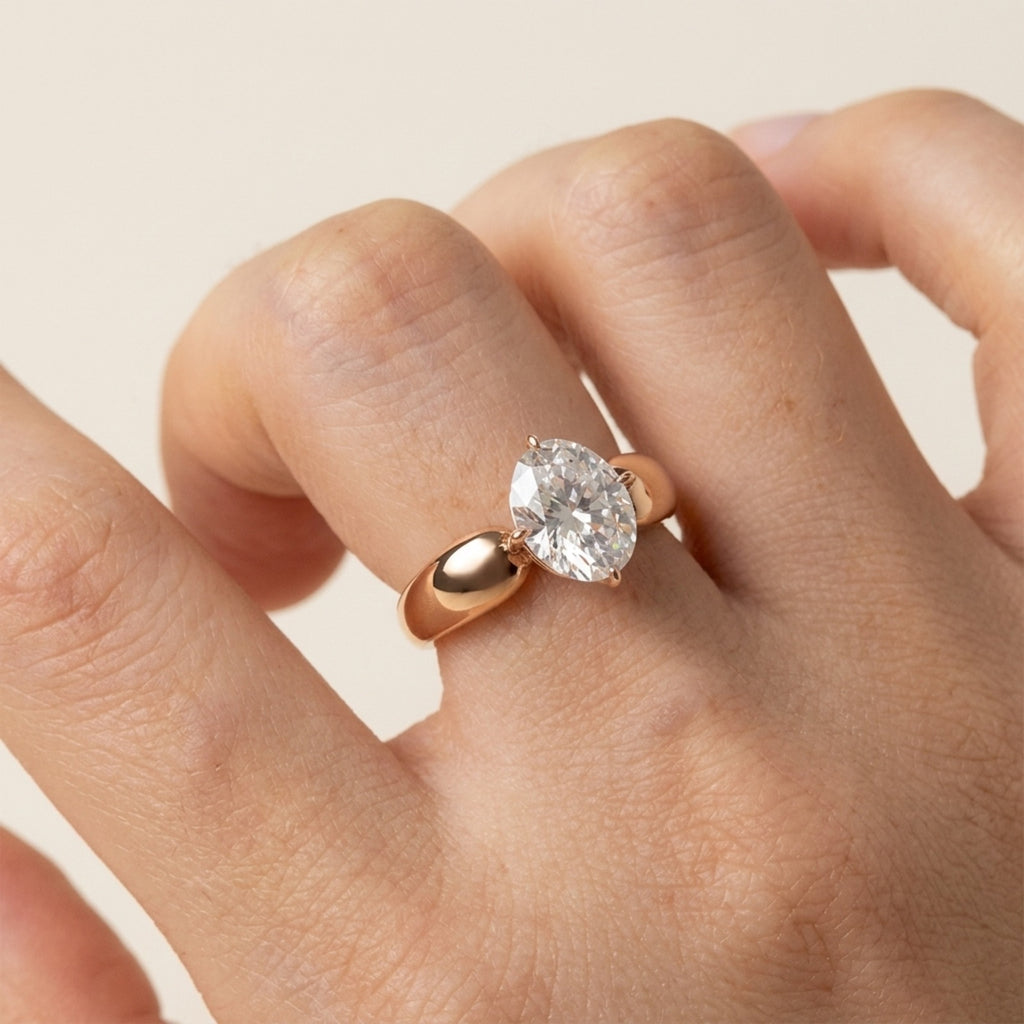 Carina Oval Ring