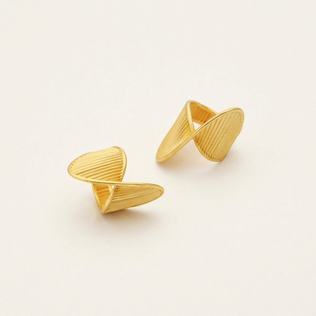 Lena Irregular Twisted Texture Ring