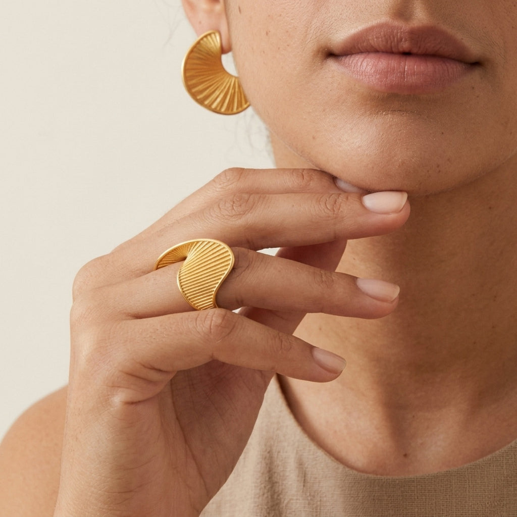 Lena Irregular Twisted Texture Ring
