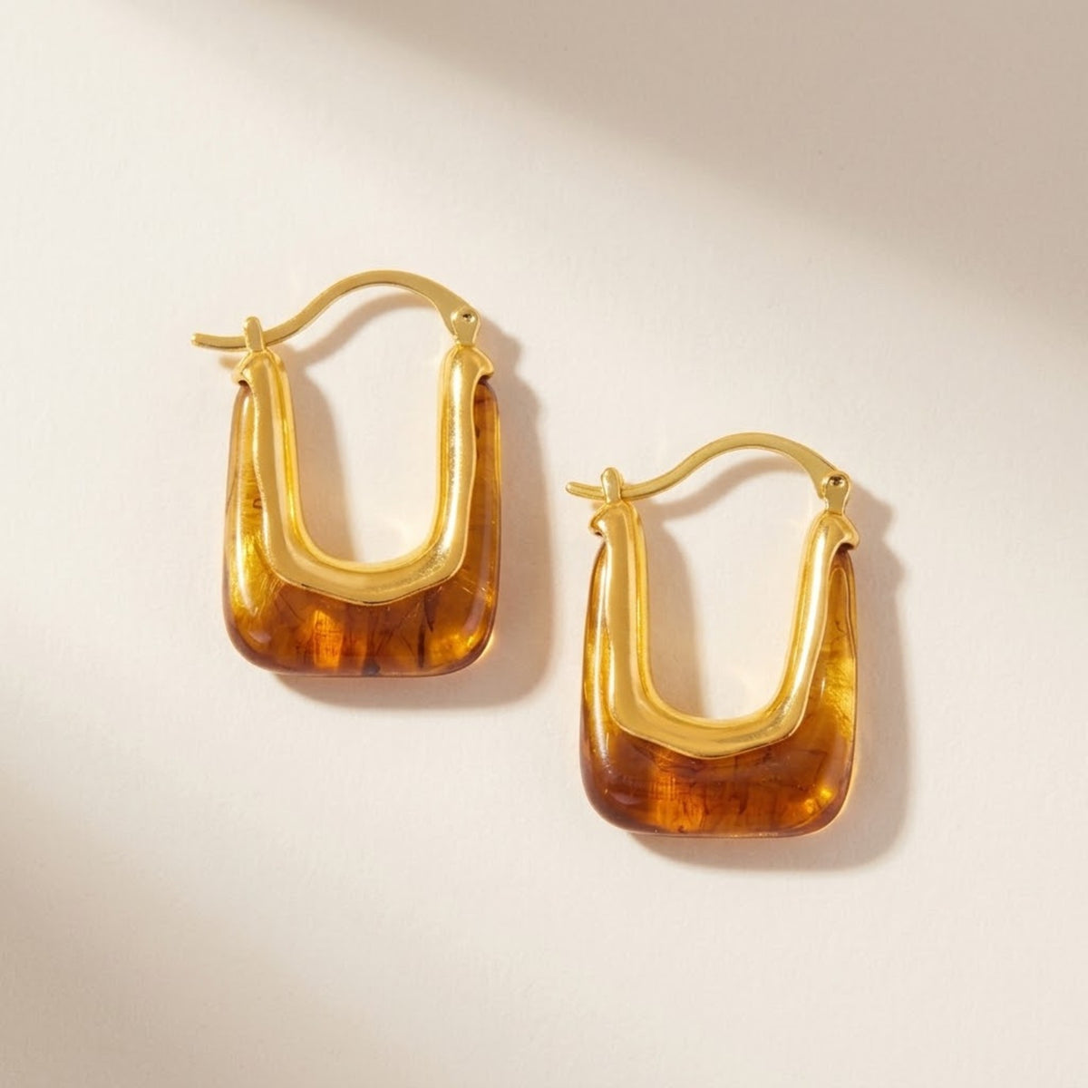 Aeryn U Shape Earrings