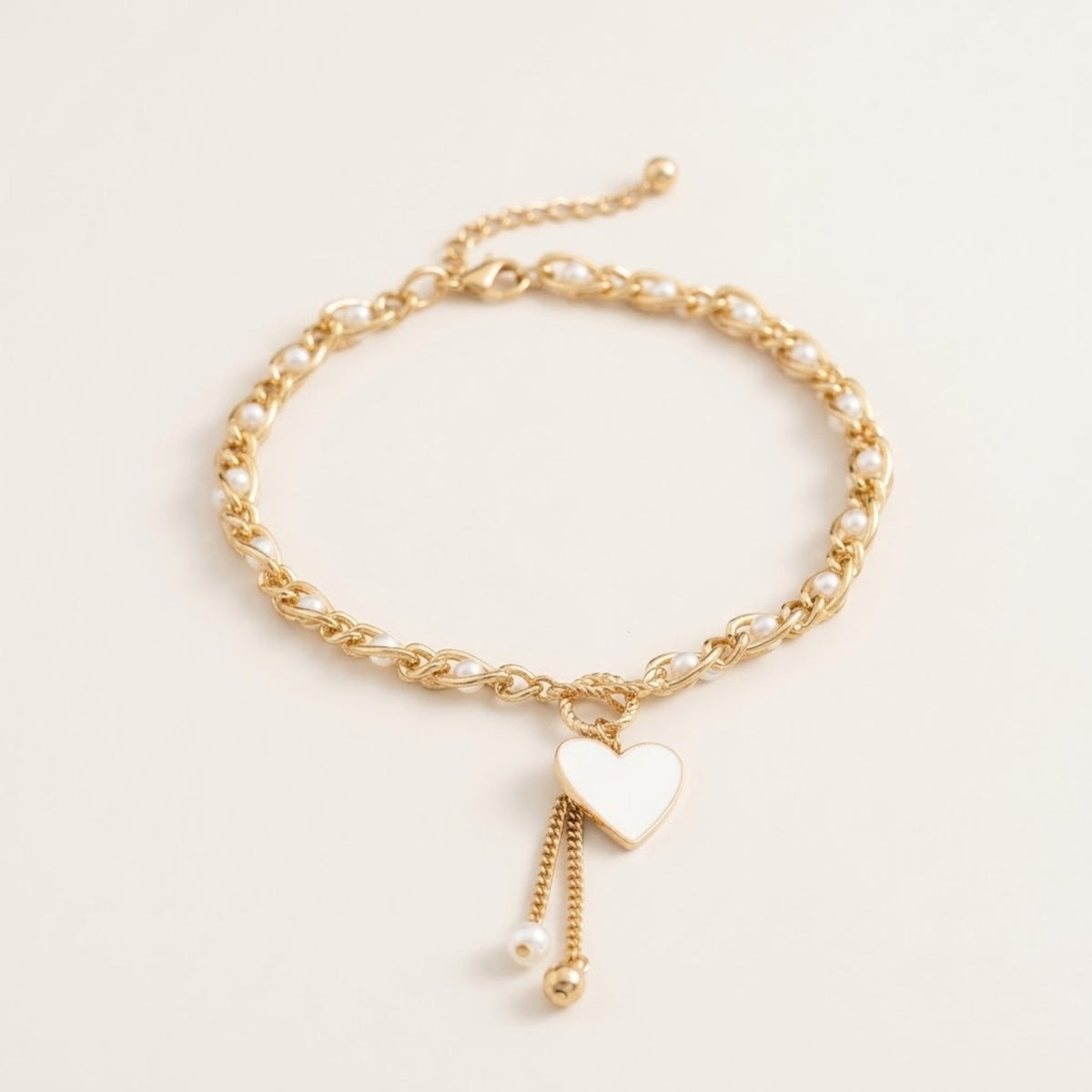 Savannah White Heart Pearl Chain Necklace