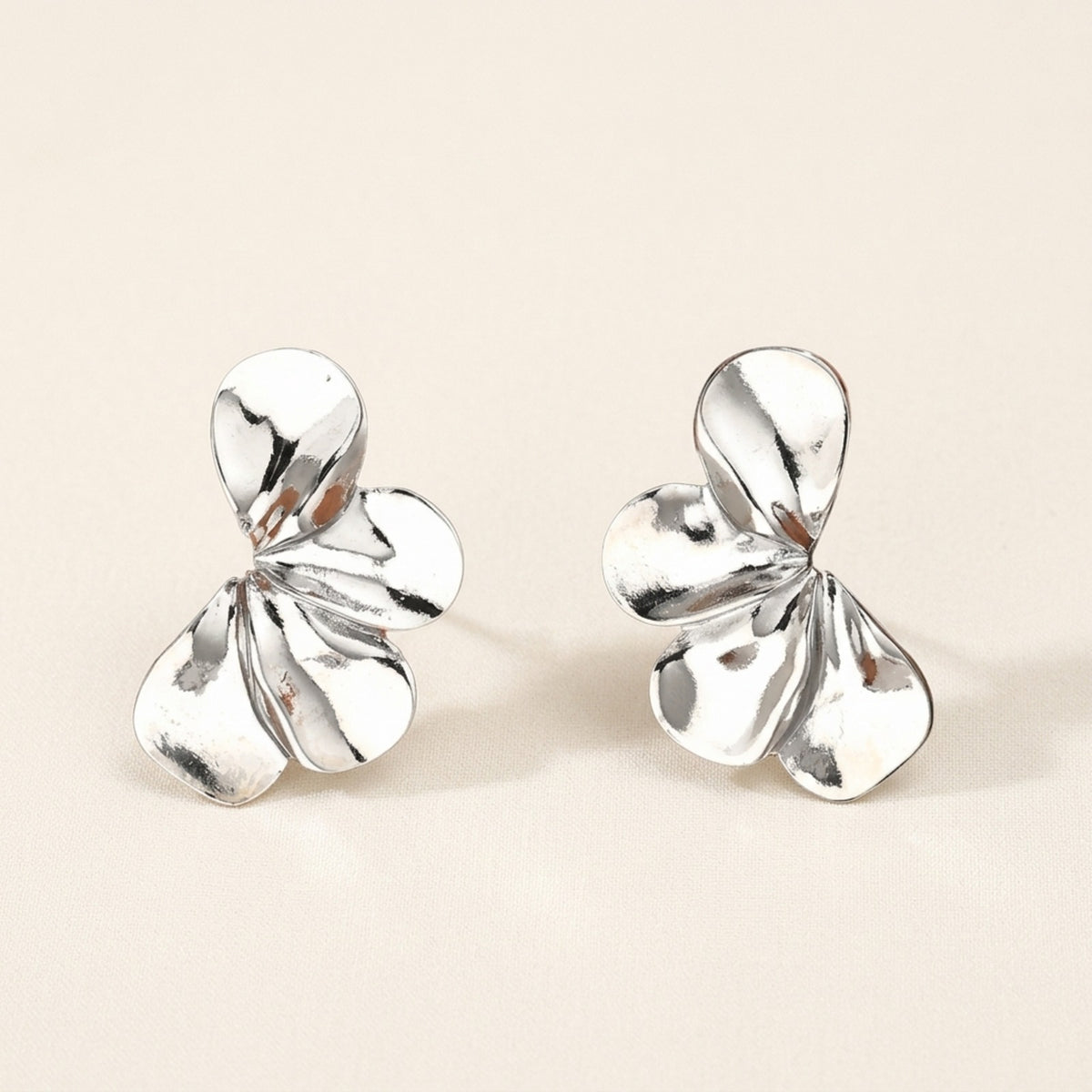Axim Flower Earrings