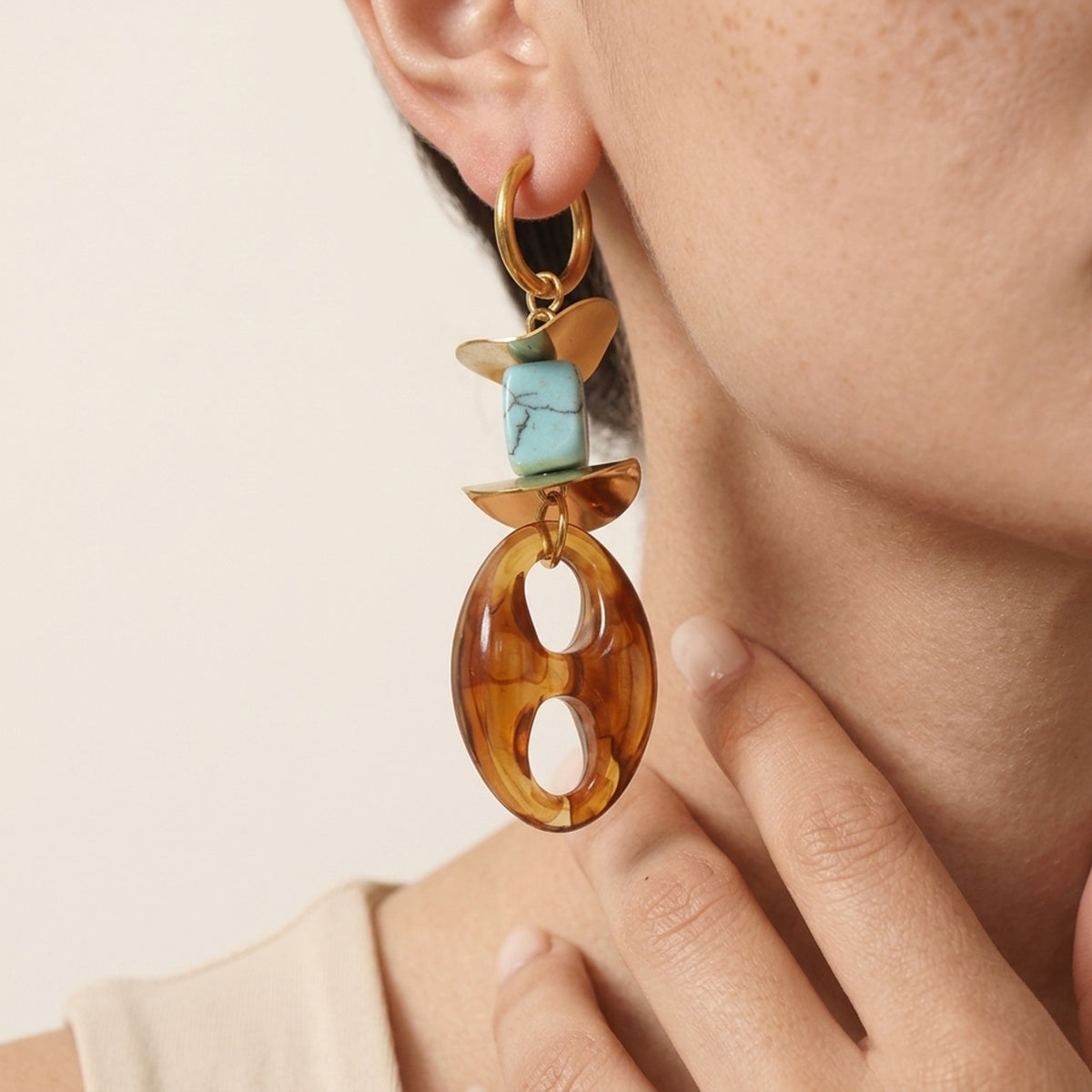 Oradea Geometric Drop Earrings
