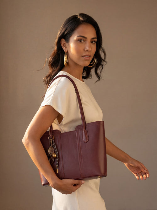 Ayame Leather Tote Bag