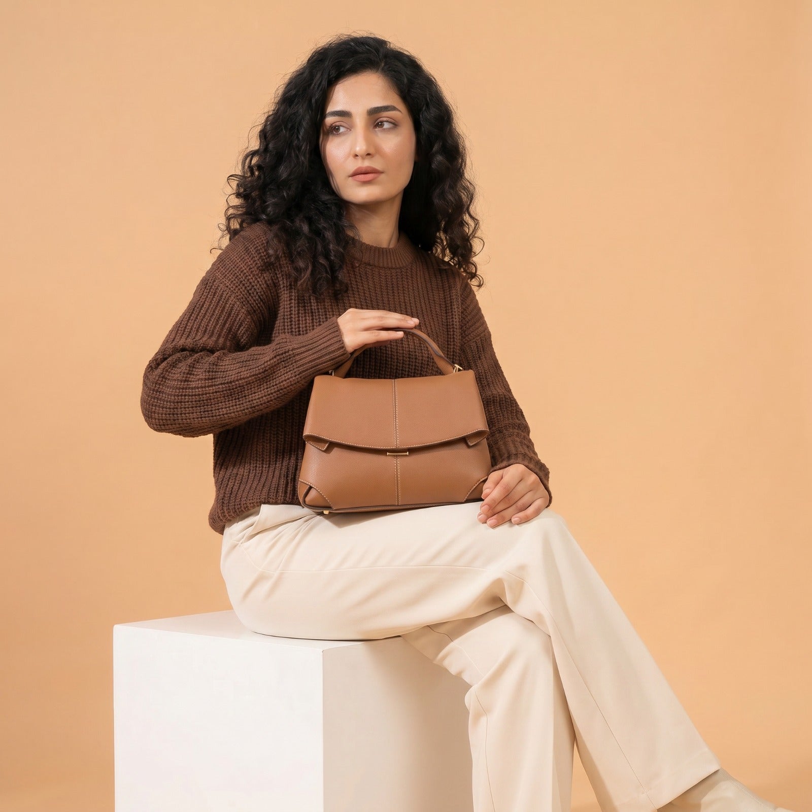 Alisa Crossbody Bag