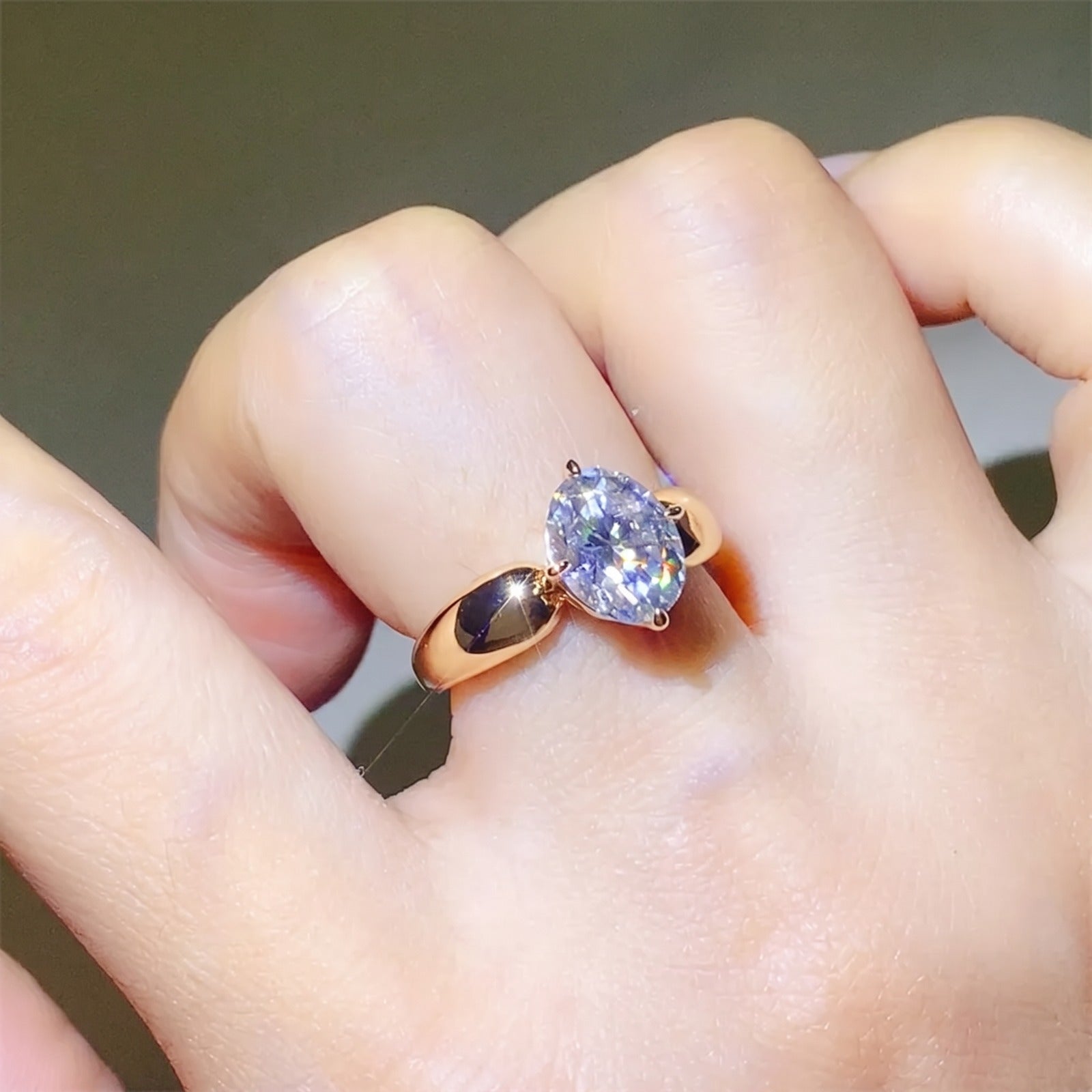 Carina Oval Ring